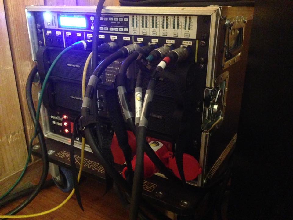 Riggning inför modevisning